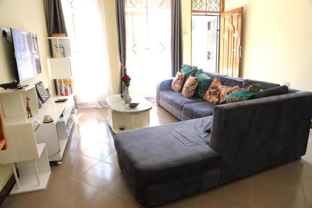 Lovely Pearl Lulu Intercity Homes Dar es Salaam Exterior foto
